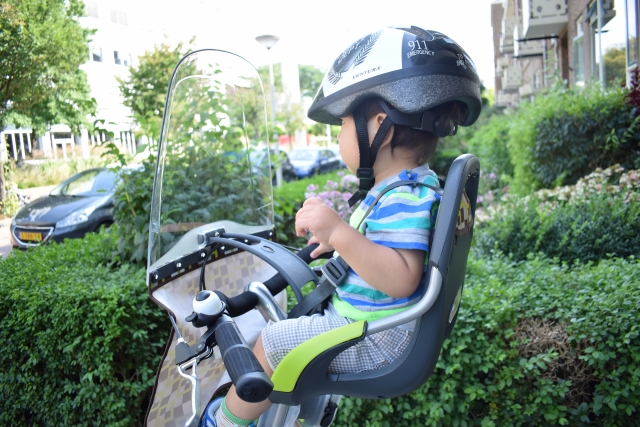 子供乗せ自転車と普通の自転車は何が違う？普通の自転車にチャイルドシートを付けても大丈夫？